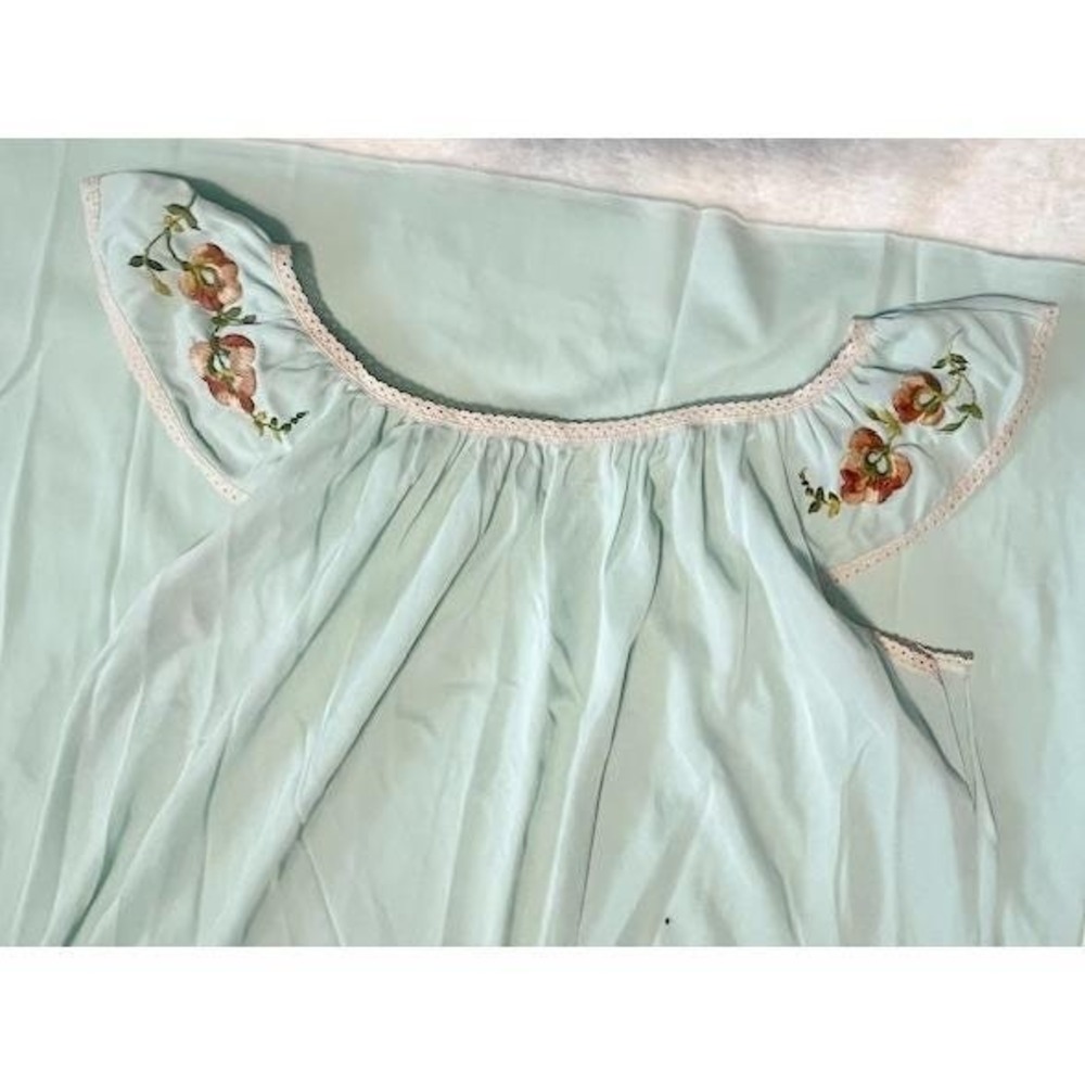 Vintage‎ Glencraft Lingerie soft green long nightgown size S embroidery